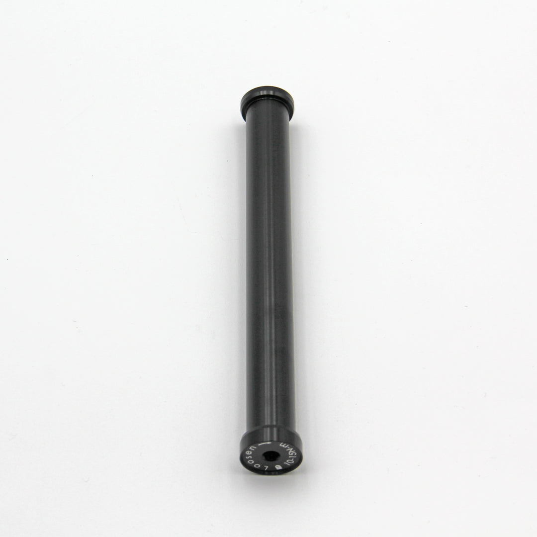 E7209 - RST Front Wheel Axle